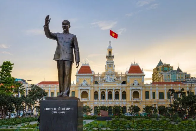 4D3N HO CHI MINH CITY